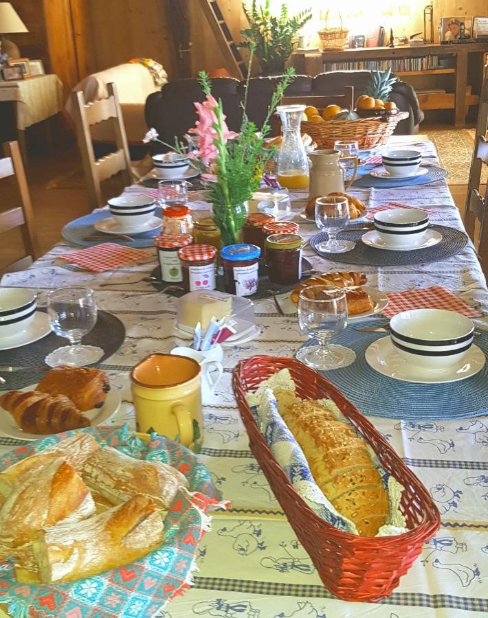 Le Chat Lait Pouylebon Εξωτερικό φωτογραφία